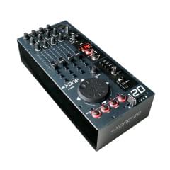 Allen & Heath Xone:2D